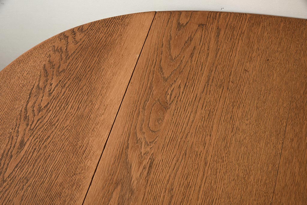 アンティーク家具　イギリスアンティーク　オーク材　杢目とツイストレッグが美しいバタフライテーブル(エクステンションテーブル、ダイニングテーブル)(R-042213)