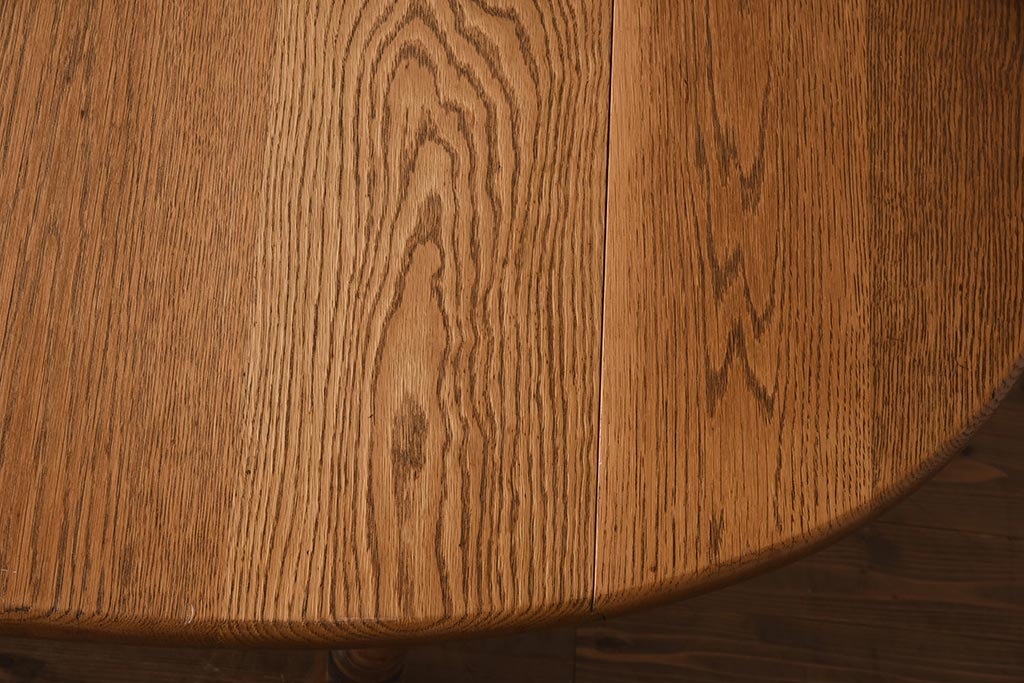 アンティーク家具　イギリスアンティーク　オーク材　杢目とツイストレッグが美しいバタフライテーブル(エクステンションテーブル、ダイニングテーブル)(R-042213)
