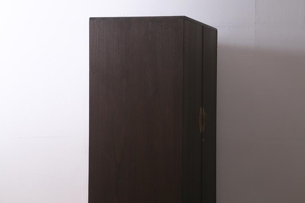 中古　伝統工芸品　唐草金具　繊細な意匠金具が目を引く加茂総桐箪笥のワードローブ(総桐たんす、洋服タンス、衣装タンス)(定価約120万円)(R-042250)