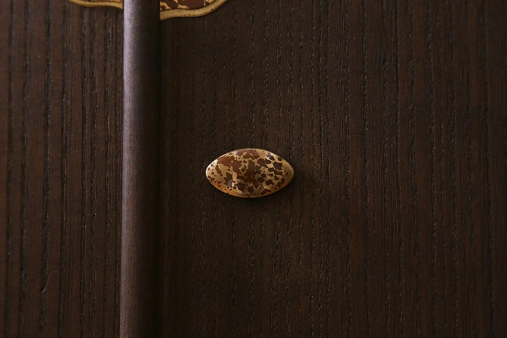 中古　伝統工芸品　唐草金具　繊細な意匠金具が目を引く加茂総桐箪笥のワードローブ(総桐たんす、洋服タンス、衣装タンス)(定価約120万円)(R-042250)