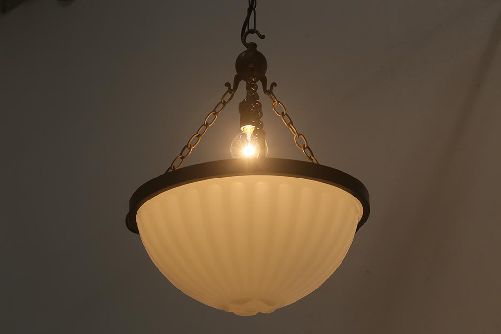 ヴィンテージ照明　イギリスビンテージ　真鍮製のおしゃれなハンギングボウル(天井照明、吊り下げ照明)(R-042259)