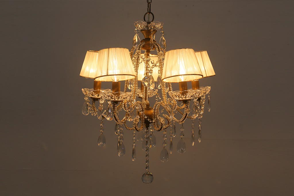 アンティーク照明　ヨーロッパアンティーク　5灯　プリーツのシェードが優しげな雰囲気のシャンデリア(天井照明、吊り下げ照明)(R-042268)