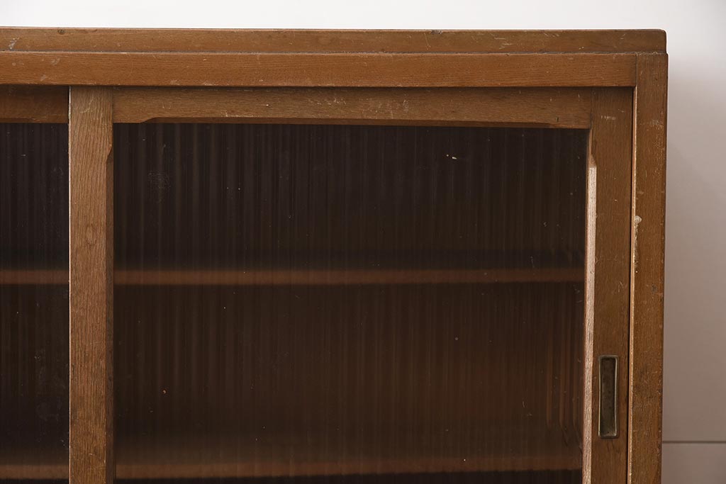 レトロ家具　作業台付き　ナチュラルスタイルにも合う食器棚(収納棚、キャビネット)(R-042278)