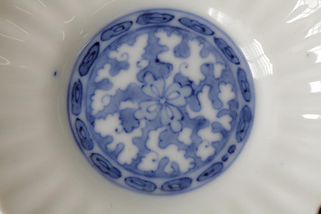 江戸期 古伊万里 白磁染付輪花小皿2枚セット(小鉢、和食器)(R-042312) | ラフジュ工房