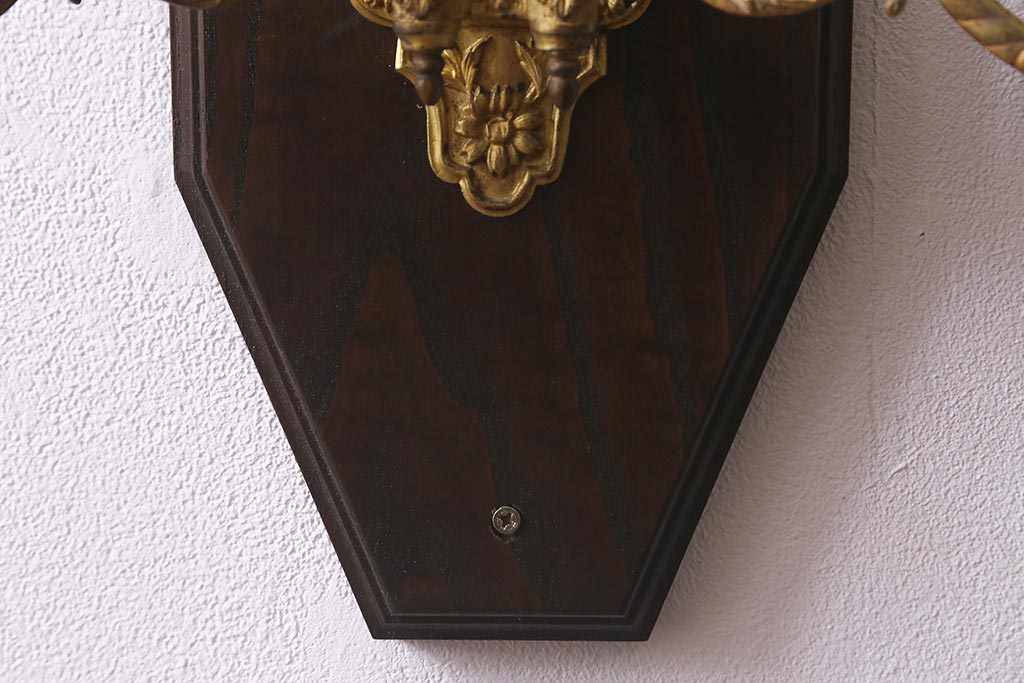 アンティーク雑貨　真鍮　ブラケットライトをリメイクした壁掛けキャンドルホルダー(ろうそく立て、燭台、キャンドルスタンド)(R-042347)