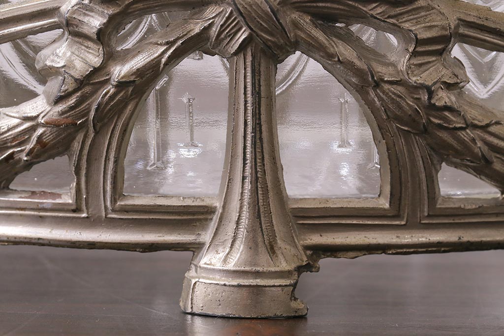 アンティーク雑貨　フランスアンティーク　ルイ16世様式　装飾がクラシカルなジャルディニエール(テーブルウェア、フラワーポット)(R-042354)
