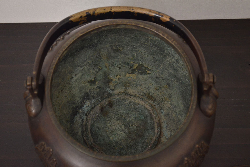 アンティーク雑貨　明治期　大明宣徳年製　桐紋　古銅　香炉(真鍮)(R-042405)