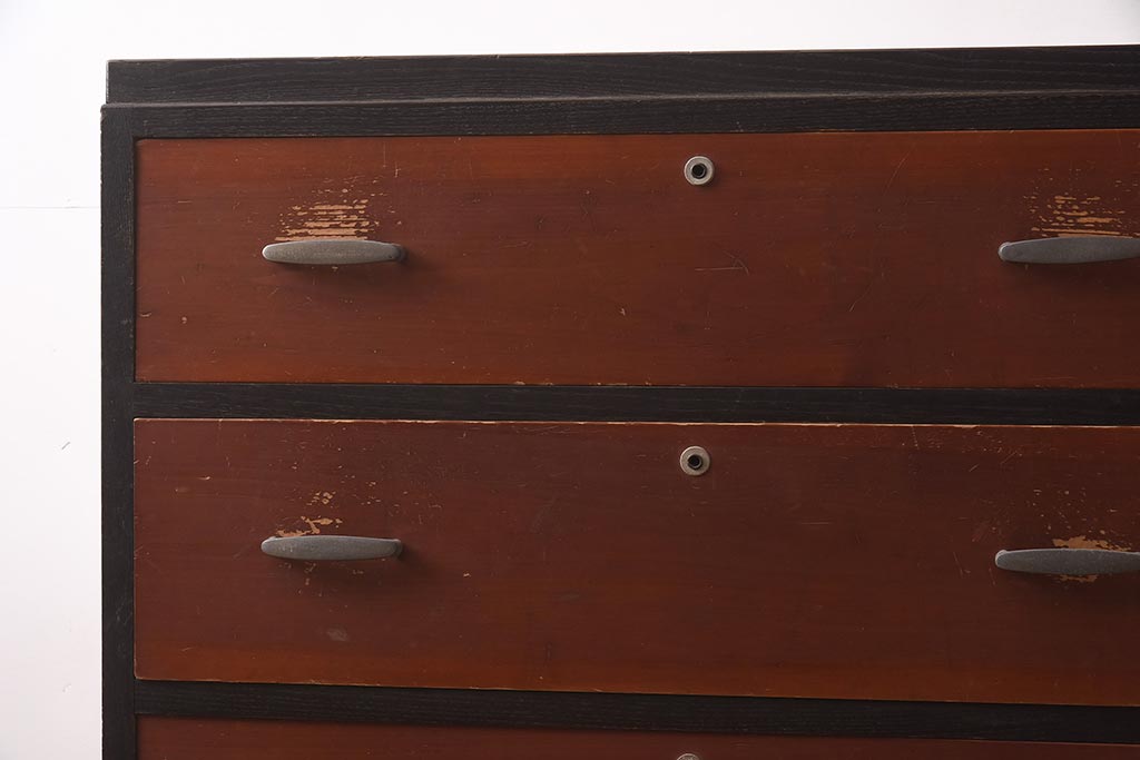 レトロ家具　すっきりとしたツートーンのチェスト(タンス、箪笥、引き出し)(R-042455)