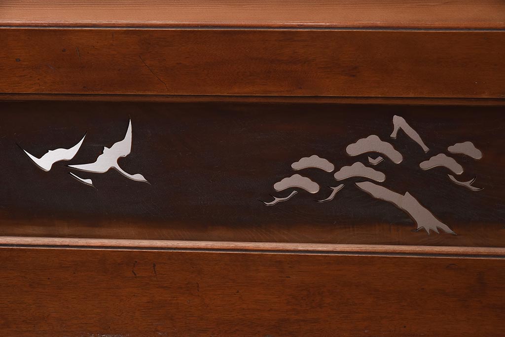 ビンテージ家具　障子入り　鶴松の透かしが和の雰囲気漂う衝立(つい立て、パーテーション)(R-042479)