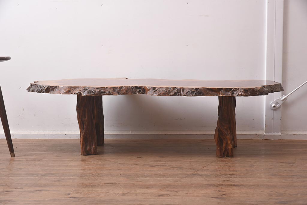 ビンテージ家具　民芸家具　花梨(カリン)材　木の味わいが豊かな座卓(ローテーブル)(R-042494)