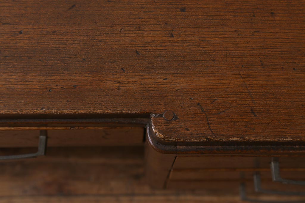 昭和レトロ　昭和初期　栓材　色艶を増した木の風合いが魅力の文机(座卓、片袖机、ローテーブル、センターテーブル)(R-042516)