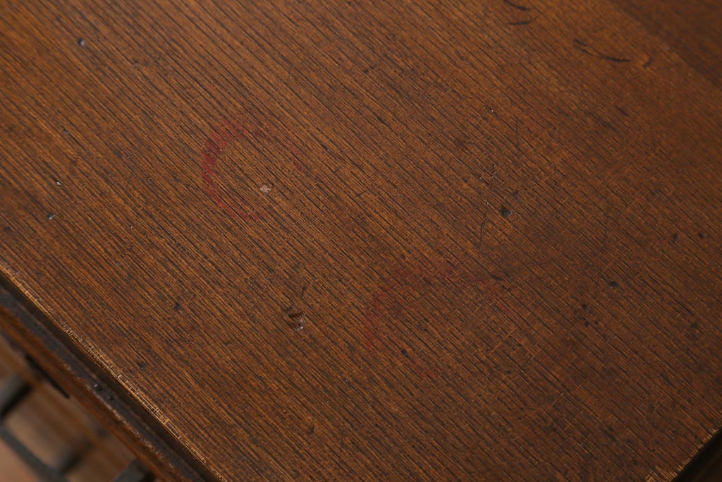 昭和レトロ　昭和初期　栓材　色艶を増した木の風合いが魅力の文机(座卓、片袖机、ローテーブル、センターテーブル)(R-042516)