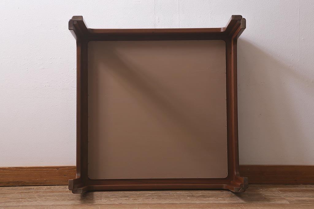 ヴィンテージ家具　北欧ビンテージ　G-PLAN(ジープラン)　チーク材　レトロな模様のタイルトップが魅力のコーヒーテーブル(センターテーブル)(R-042554)