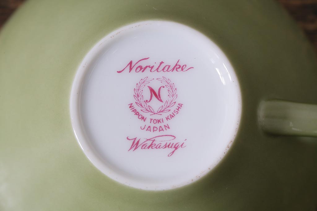 アンティーク雑貨　昭和レトロ　ノリタケ(Noritake)　若杉シリーズ　カップ&ソーサー5客(シュガーポット、シュガースプーン)(R-042570)