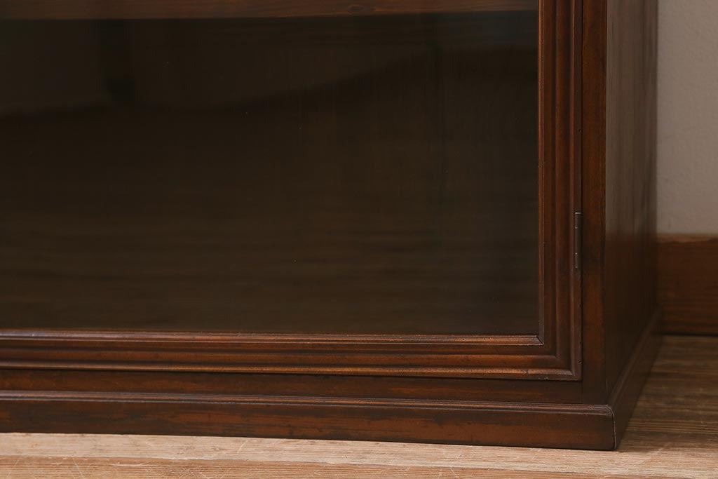 和製アンティーク　大正昭和初期　栗材　珍しいコンパクトサイズの収納棚(飾り棚、サイドキャビネット)(R-042599)