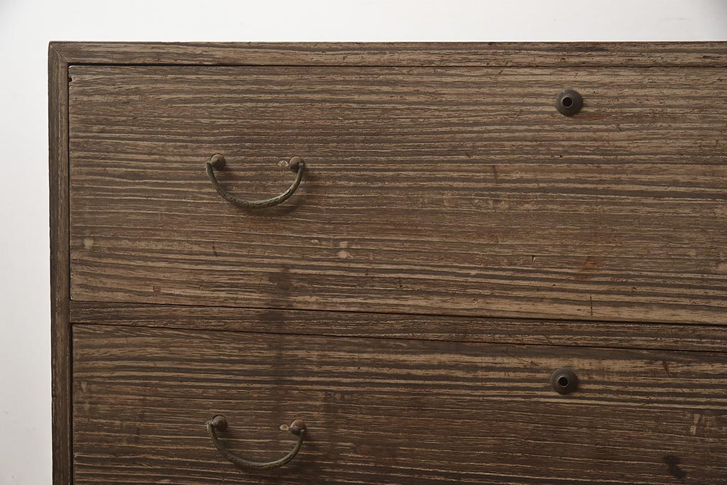 レトロ家具　昭和中期　桐材　シンプルで素朴な箪笥2段(ローボード、テレビ台、チェスト、引き出し、桐箪笥、桐たんす)(R-042606)