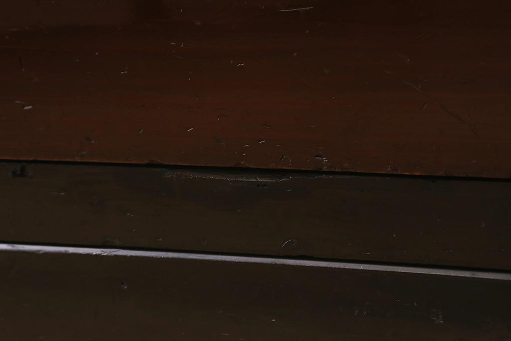 アンティーク家具　明治大正期　天板リメイク　漆塗りがきれいな会津箪笥(テレビ台、衣装箪笥、リビングボード、チェスト、引き出し)(R-042651)