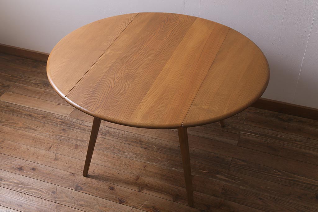 ヴィンテージ家具　イギリスビンテージ　ERCOL(アーコール)　ウィンザードロップリーフテーブル(バタフライテーブル、ラウンドテーブル)(R-042709)