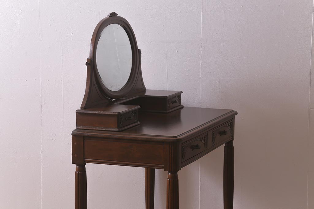 アンティーク家具　フランスアンティーク　マホガニー材　オーバル型のミラーが目を引く優美な佇まいのドレッサー(鏡台)(R-042727)