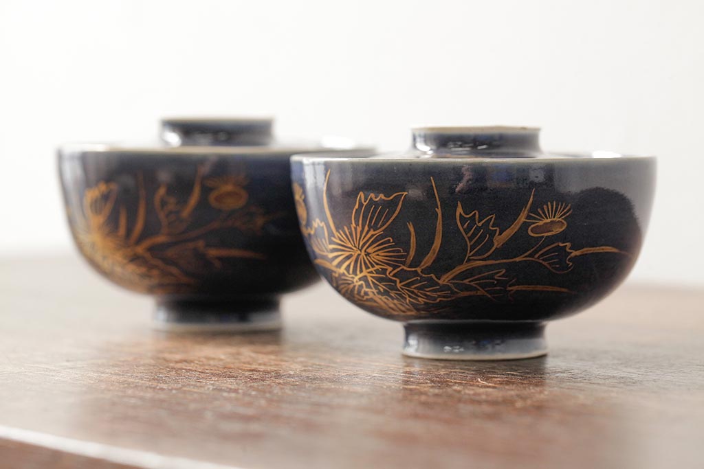 江戸期　古伊万里　瑠璃金彩花文蓋茶碗2客セット(和食器)(R-042746)