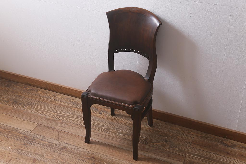 ビンテージ家具　本革使用の高級感あふれるチェア(椅子、ダイニングチェア)(R-042843)