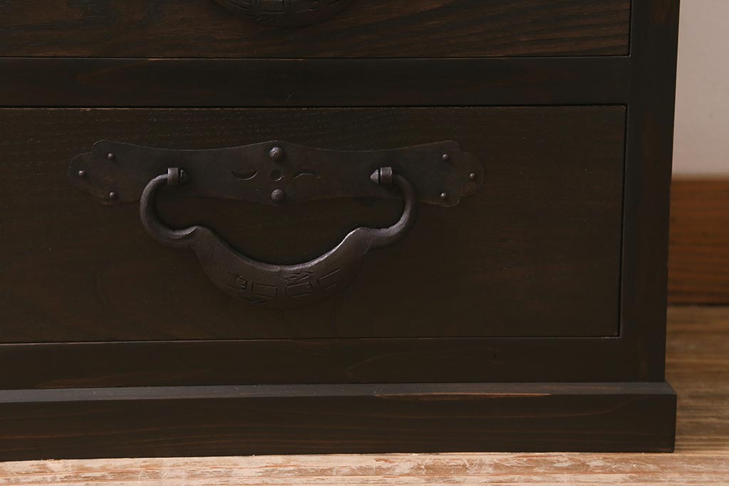 ラフジュ工房オリジナル　古金具リメイク　前板栗材　ヒノキ材　木瓜金具が趣溢れる小引き出し(小物収納、チェスト)(R-042848)