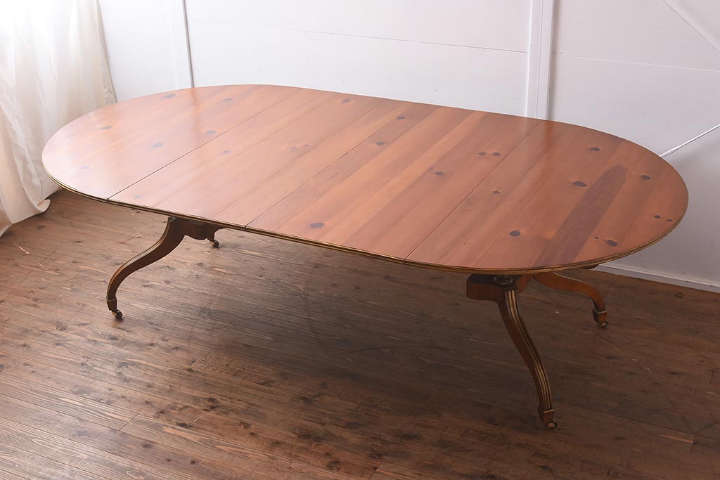 展示品　IDC大塚家具　Baker(ベーカー社)　1939　パイン材　エクステンションテーブル(ダイニングテーブル、ラウンドテーブル)(定価約80万円)(R-042897)
