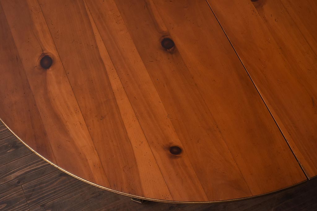 展示品　IDC大塚家具　Baker(ベーカー社)　1939　パイン材　エクステンションテーブル(ダイニングテーブル、ラウンドテーブル)(定価約80万円)(R-042897)