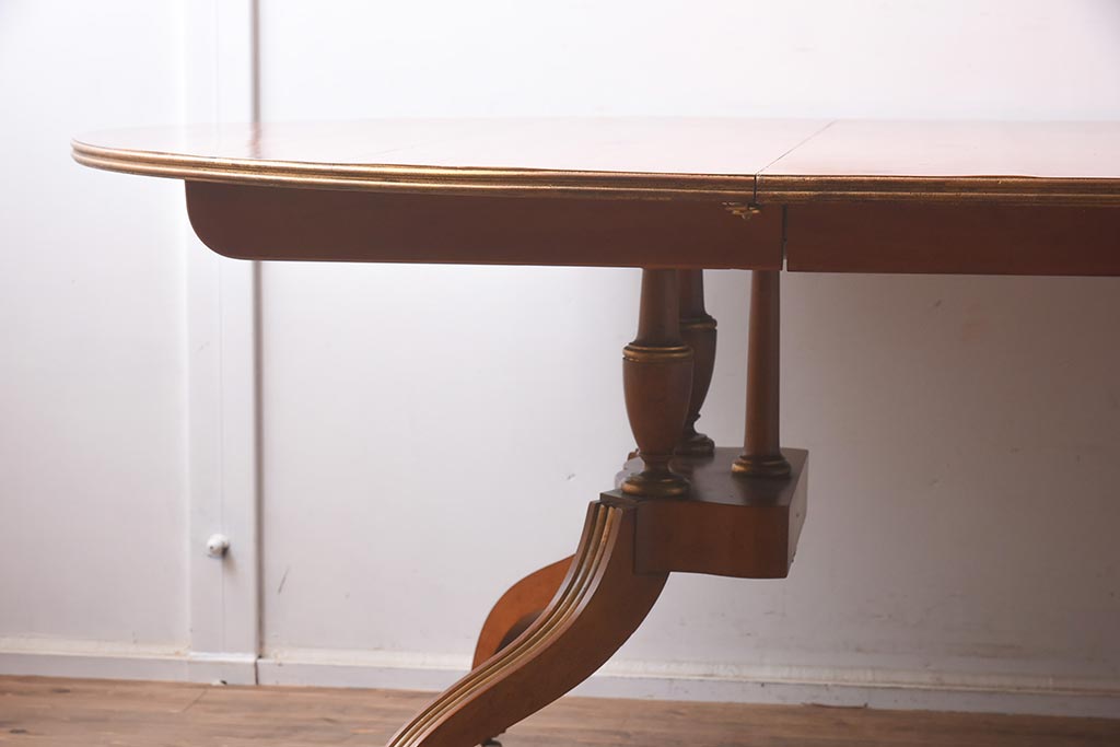 展示品　IDC大塚家具　Baker(ベーカー社)　1939　パイン材　エクステンションテーブル(ダイニングテーブル、ラウンドテーブル)(定価約80万円)(R-042897)