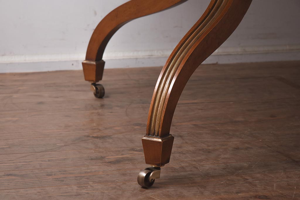 展示品　IDC大塚家具　Baker(ベーカー社)　1939　パイン材　エクステンションテーブル(ダイニングテーブル、ラウンドテーブル)(定価約80万円)(R-042897)
