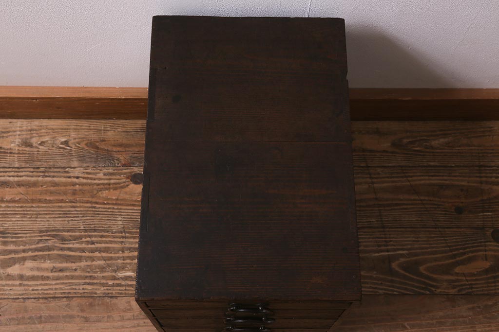 アンティーク家具　明治大正期　大きめの丸金具がアクセントの小引き出し(卓上収納、小物収納)(R-042940)
