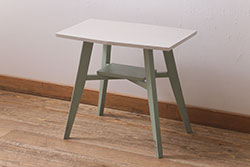 デンマークビンテージ　チーク材　幅広いシーンに使える!持ち運びに便利な折りたたみローテーブル(サイドテーブル、リビングテーブル、ヴィンテージ)(R-053328)