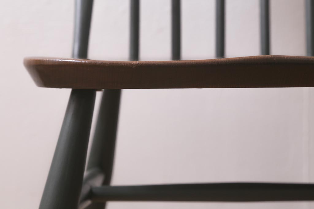 ヴィンテージ家具　ERCOL(アーコール)　ペイント　ダークグリーンがおしゃれなバイカラーのクエーカーチェア(ダイニングチェア、椅子、ビンテージ)(R-042942)