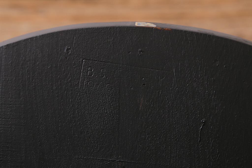 ヴィンテージ家具　ERCOL(アーコール)　ペイント　ブラックカラーが格好良いクエーカーチェア(ダイニングチェア、椅子、ビンテージ)(R-042943)