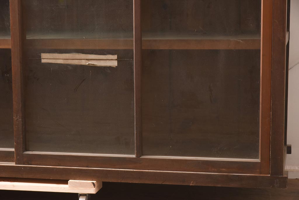 アンティーク家具　ヒノキ材　レトロモダンな重ね戸棚(キャビネット、食器棚、収納棚)(R-042954)