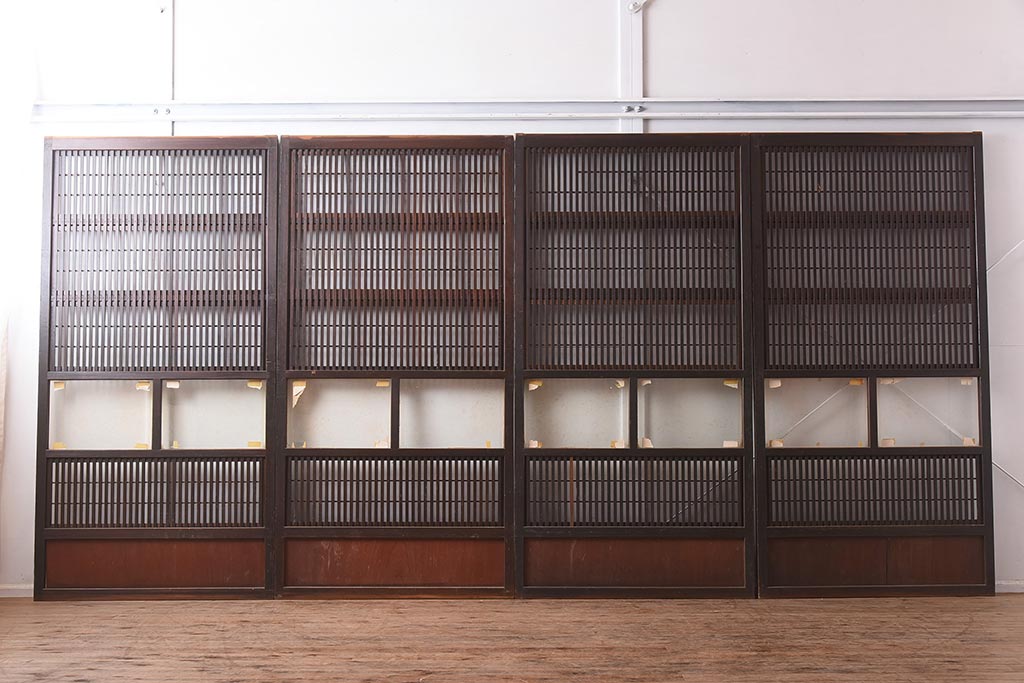 アンティーク建具　昭和初期　裏障子付き　腰板欅(ケヤキ)材　格子戸4枚セット(ガラス帯戸、引き戸)(R-042970)