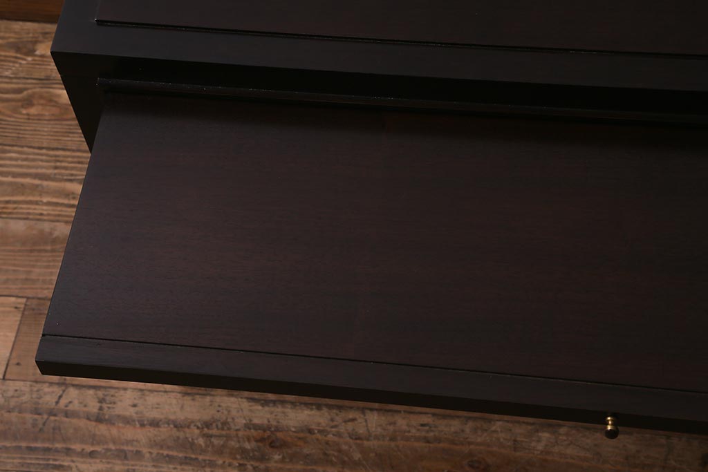 在庫未使用品　IDC大塚家具　ヘンレドン(HENREDON)　Barbara Barry　B8003-06　WN　ナイトテーブル(チェスト)(定価約75万円)(R-042975)