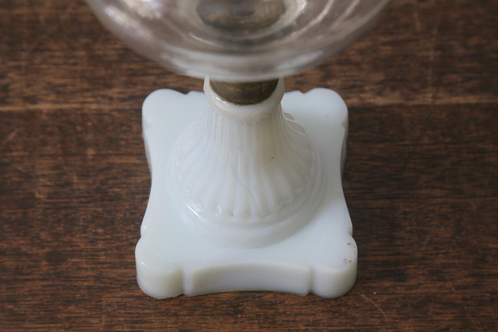 アンティーク雑貨 大正期 外箱(台)付き ミルクガラスのオイルランプ 