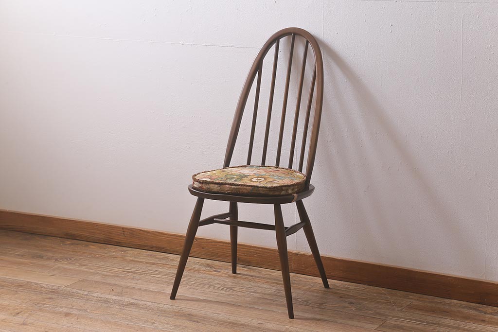 ヴィンテージ家具　ERCOL(アーコール)　クッション付き　カントリースタイルにも合うクエーカーチェア(椅子、ビンテージ)(R-042989)