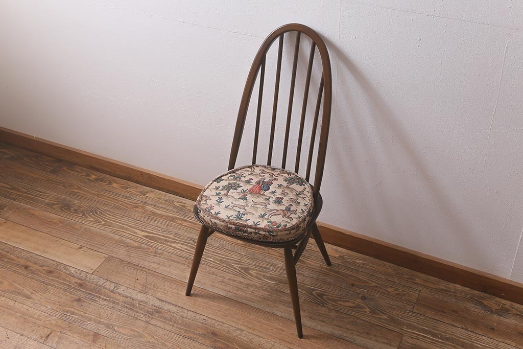 ヴィンテージ家具　ERCOL(アーコール)　クッション付き　カントリースタイルにも合うクエーカーチェア(椅子、ビンテージ)(R-042990)