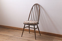 ヴィンテージ家具　ERCOL(アーコール)　クッション付き　カントリースタイルにも合うクエーカーチェア(椅子、ビンテージ)(R-042991)