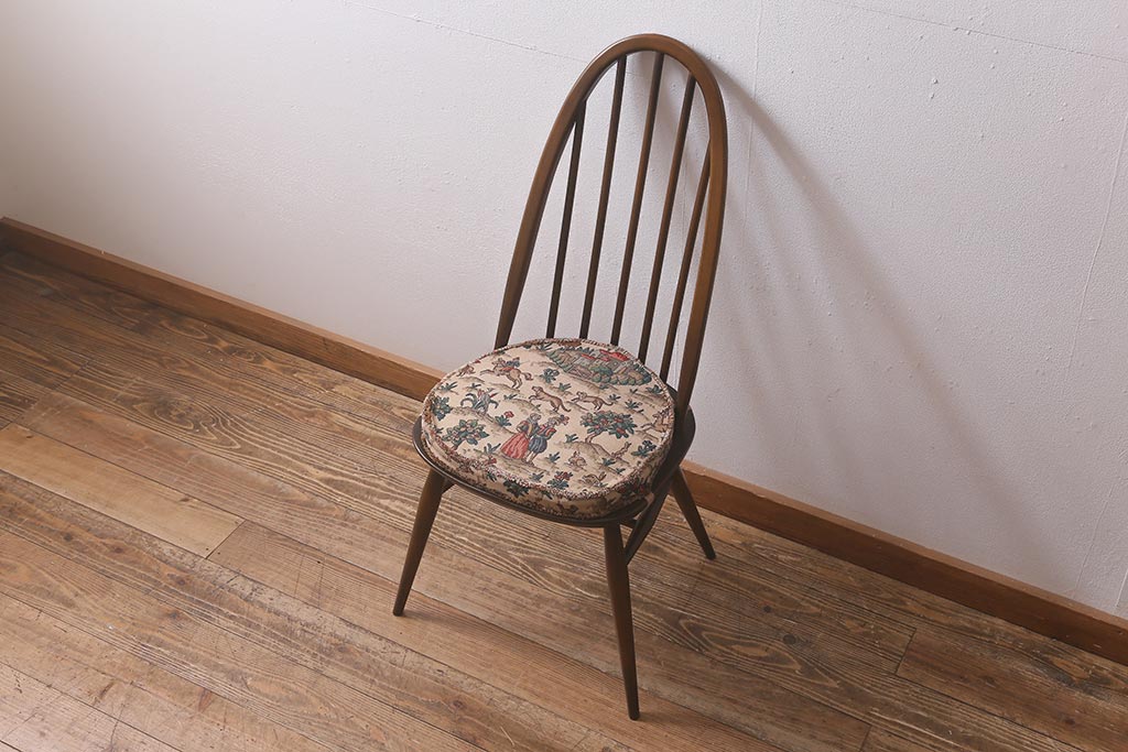 ヴィンテージ家具　ERCOL(アーコール)　クッション付き　カントリースタイルにも合うクエーカーチェア(椅子、ビンテージ)(R-042992)