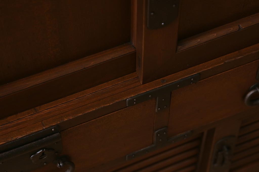 アンティーク家具　明治大正期　ヒノキ材　隠し付き　上品な佇まいが魅力の関西帳場箪笥(時代箪笥、収納棚)(R-043004)