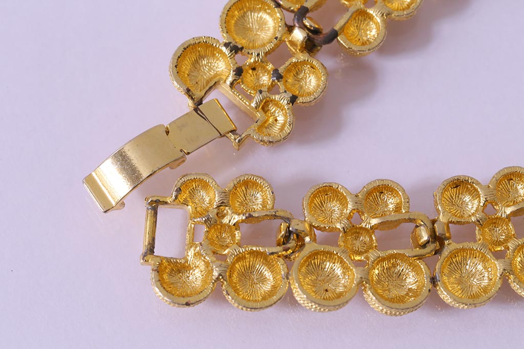 ビンテージアクセサリー　和製　統一感のあるデザインのアクセサリー2点(ネックレス・イヤリング)(R-043019)