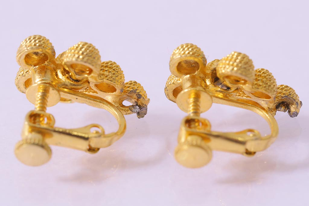 ビンテージアクセサリー　和製　統一感のあるデザインのアクセサリー2点(ネックレス・イヤリング)(R-043019)