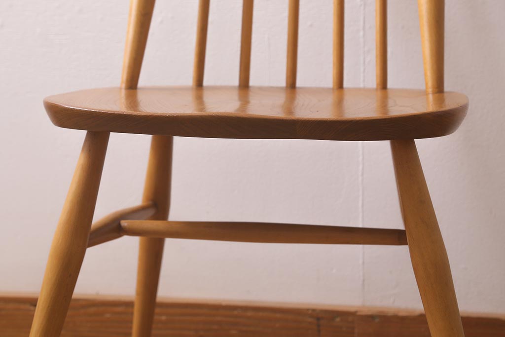 ヴィンテージ家具　イギリスビンテージ　ERCOL(アーコール)　ゴールドスミス　ナチュラルな木色のチェア (ダイニングチェア、椅子)(R-043028)