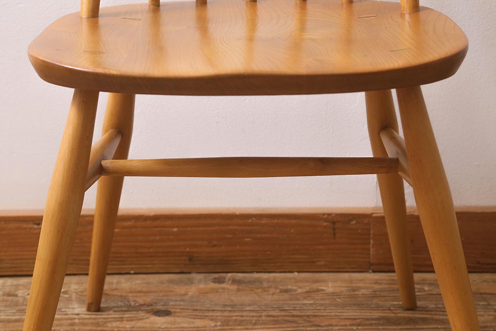 ヴィンテージ家具　イギリスビンテージ　ERCOL(アーコール)　ゴールドスミス　ナチュラルな木色のチェア (ダイニングチェア、椅子)(R-043030)