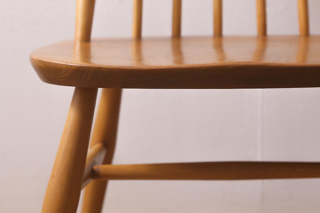 ヴィンテージ家具　イギリスビンテージ　ERCOL(アーコール)　ゴールドスミス　ナチュラルな木色のチェア (ダイニングチェア、椅子)(R-043031)