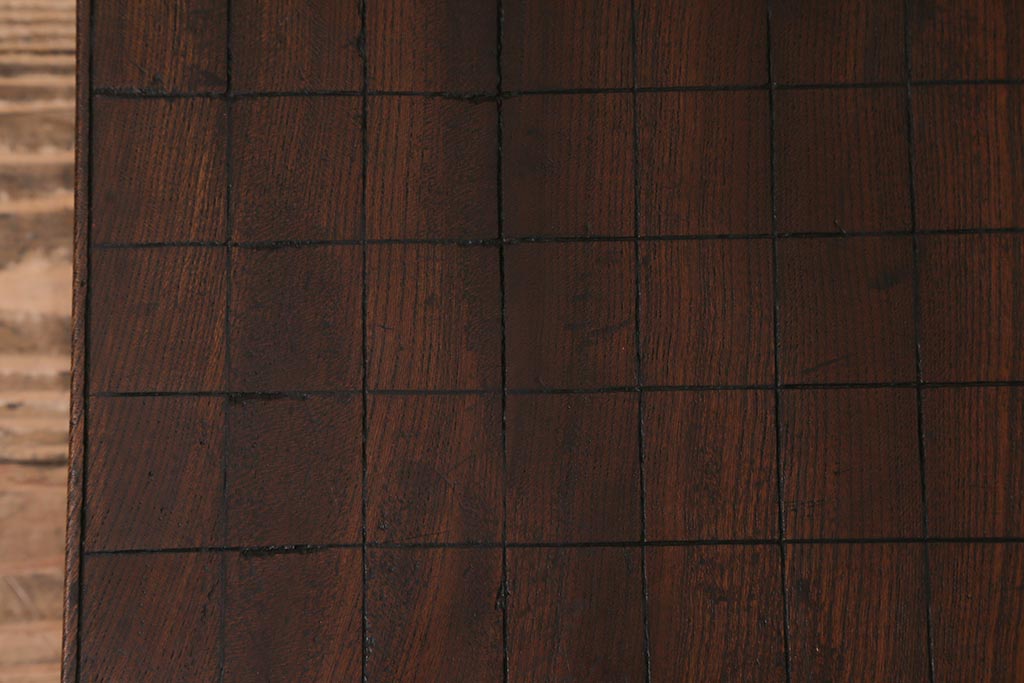 アンティーク雑貨　明治大正期　総ケヤキ材　はっきりとした木目が印象的な将棋盤(飾り台、花台)(R-043046)