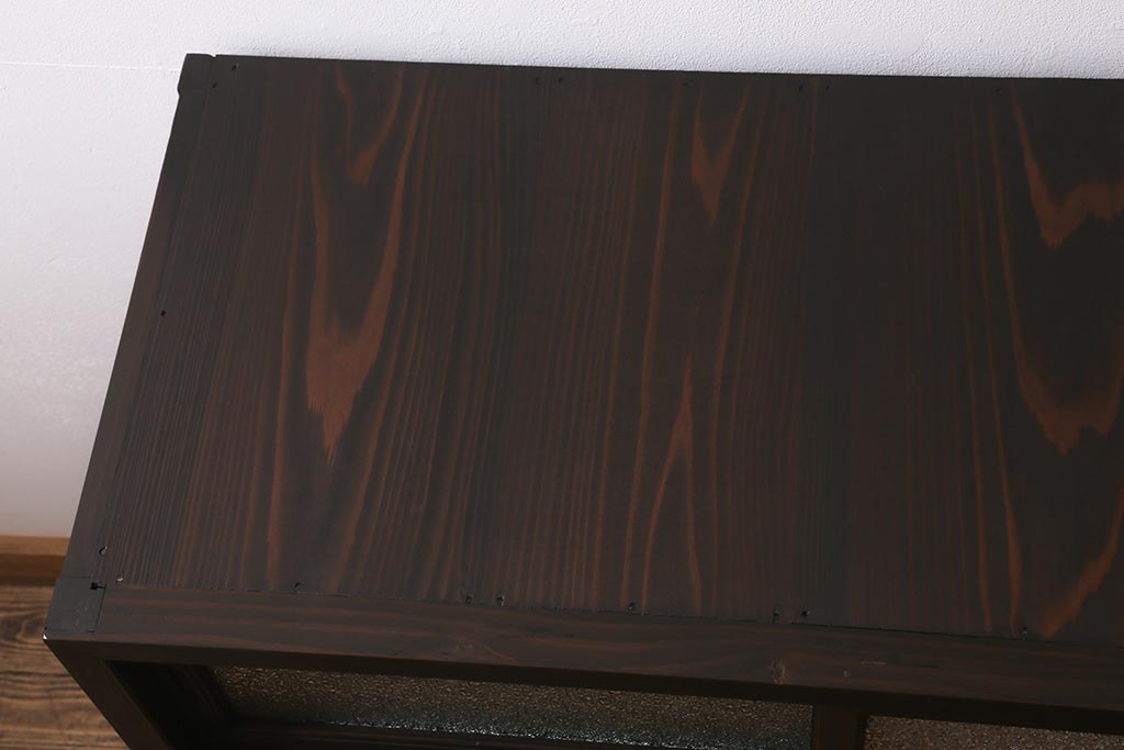 アンティーク家具　鉄脚リメイク　ヒノキ材　引き出し前板黒柿材　レトロなサイドボード(戸棚、茶棚、収納棚)(R-043058)